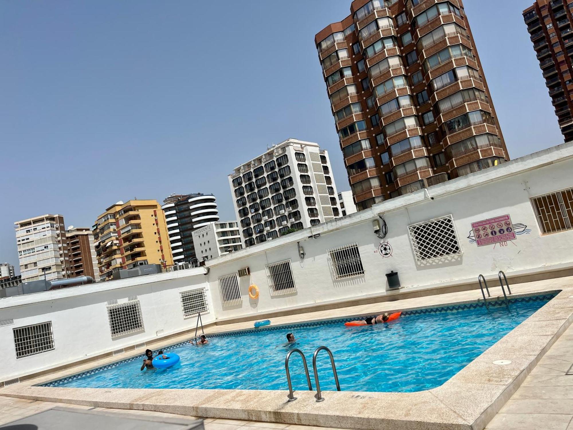 Ducado 13 Playa Benidorm Apartman Kültér fotó